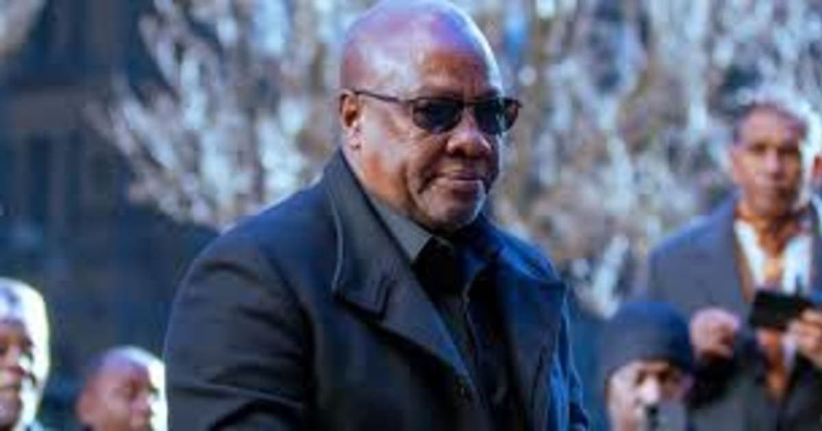 MAHAMA IN JETGATE STORM!…Minority raises red flags over Ibrahim’s private jet