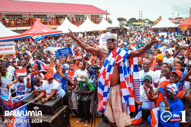 Crowd showing Bawumia campaign support during the event.